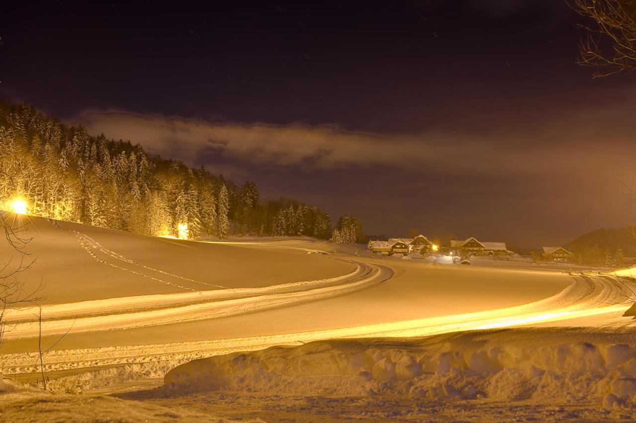 Hotel Fischerwirt Natur WaldSPA Faistenau Bagian luar foto