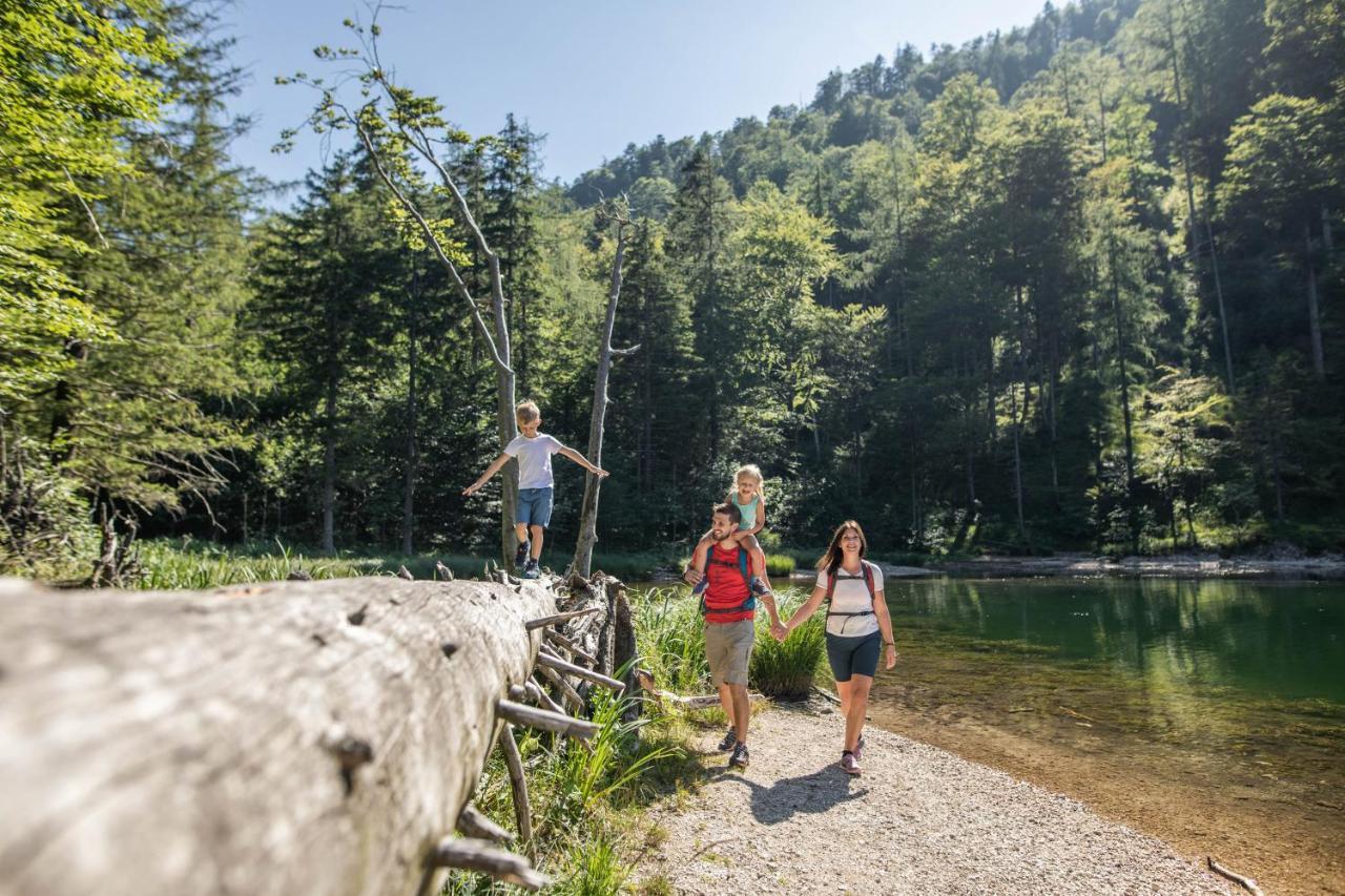 Hotel Fischerwirt Natur WaldSPA Faistenau Bagian luar foto
